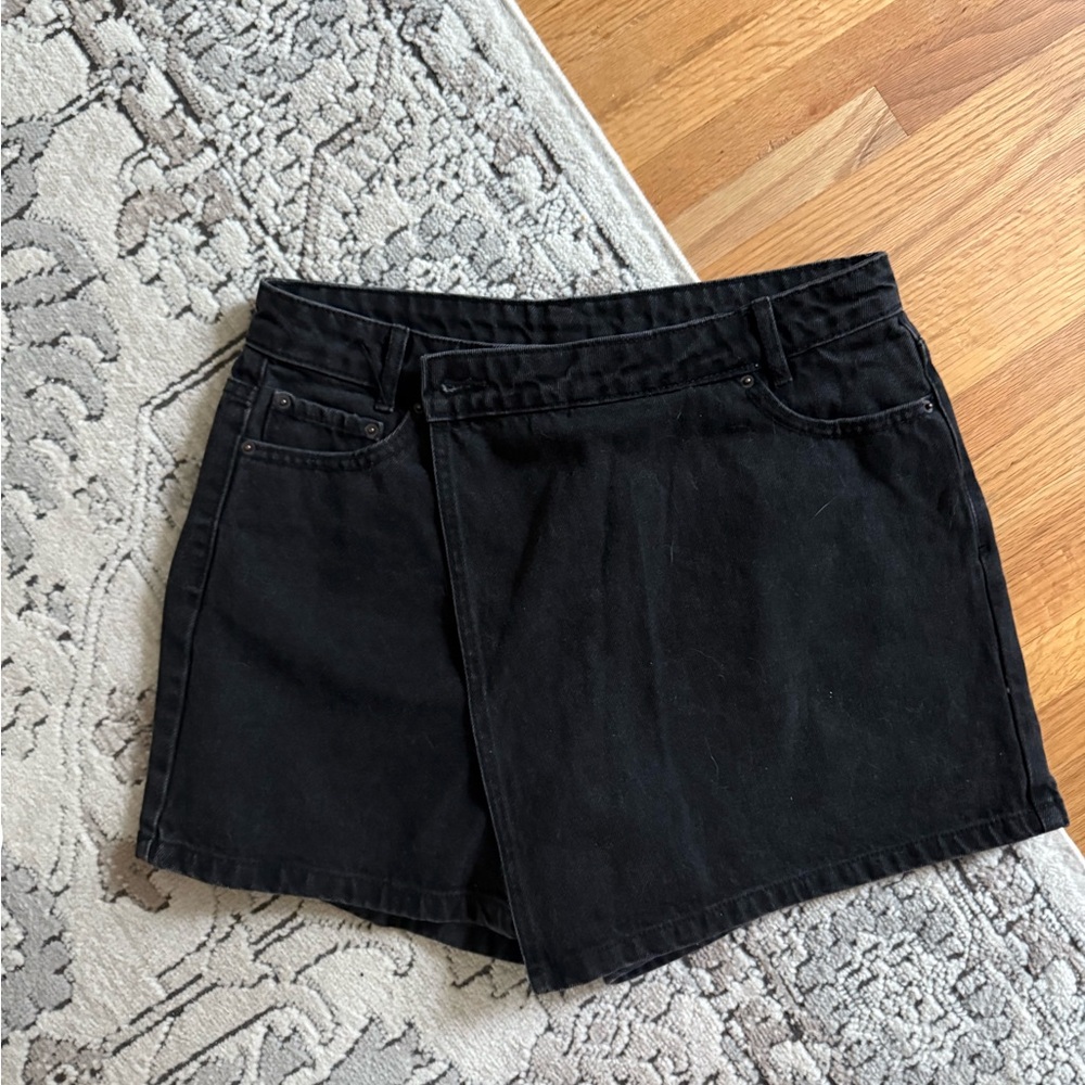 Classic Black Women's Skort
